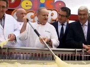 Rekor Mashed Potato Terbesar di Dunia Dipecahkan di Perancis