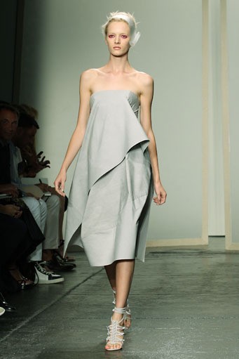 Donna Karan, Spring/Summer 2013. New York Fashion Week 2013. [Foto: Neilson Barnard/Getty Images for Mercedes-Benz Fashion Week]