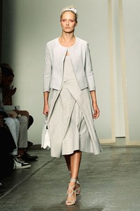 Donna Karan, Spring/Summer 2013. New York Fashion Week 2013. [Foto: Neilson Barnard/Getty Images for Mercedes-Benz Fashion Week]