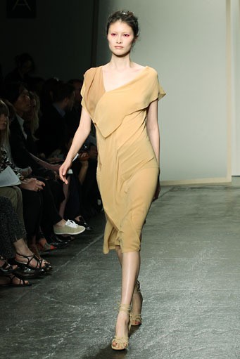 Donna Karan, Spring/Summer 2013. New York Fashion Week 2013. [Foto: Neilson Barnard/Getty Images for Mercedes-Benz Fashion Week]