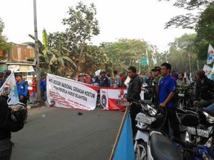Ratusan Buruh Bersiap Kepung Kawasan Industri Pulogadung