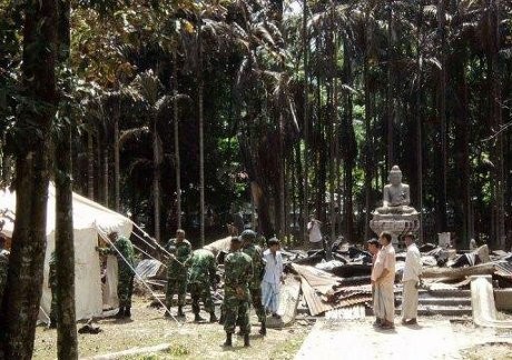 Kuil-kuil Buddha Dibakar di Bangladesh, 300 Biksu Gelar Aksi Demo