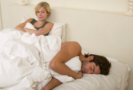 Trik Sederhana Agar Pasangan Tahan Bercinta
