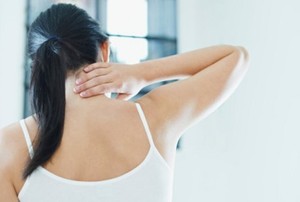 7 Cara Mengurangi Nyeri Leher