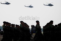 Marinir pun ikut ambil bagian.