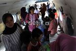 Anak-anak Bergaya dengan Alutsista TNI