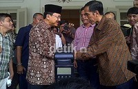 Foke menyambut gubernur DKI terpilih Joko Widodo.