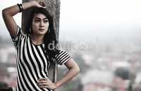 detikHOT mengajaknya jalan-jalan ke Kebun Raya Bogor untuk pemotretan sekaligus bincang-bincang.