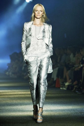 Prabal Gurung, Spring/Summer 2013. New York Fashion Week 2013. [Photo by Brian Ach/Getty Images]