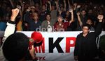 Massa Pro KPK Berjaga Hadapi Perlawanan Polri