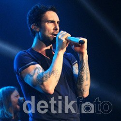 Goyang Bareng Adam Levine di Konser Maroon 5 Hari Kedua