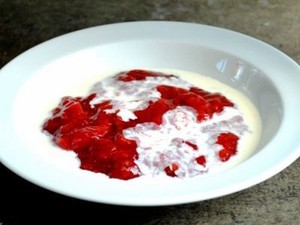 Segar Lembut Rodgrod med Flode, Dessert Cantik dari Jerman