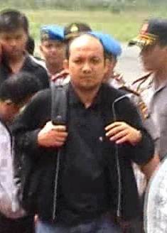 KontraS: Tak Ada Bukti Keluarga Korban Laporkan Novel Baswedan KontraS: Tak Ada Bukti Keluarga Korban Laporkan Novel Baswedan