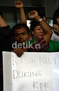 Aksi tersebut untuk memberikan dukungan kepada KPK. (Ramses/detikcom).