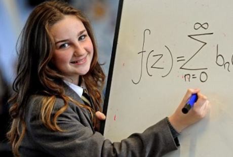 Olivia Manning (Foto: Daily Mail) Olivia Manning (Foto: Daily Mail)