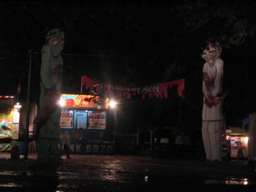 Berkunjung ke Taman Hiburan Horor di AS, Berani?