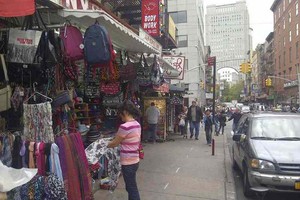 China Town, Belanja Murah di Tengah New York