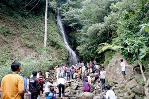 Air Terjun Cibogo, Biar Kecil Tetap Jadi Primadona Cibodas
