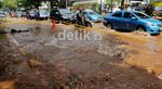 Pipa Air Bocor, Jl Kebon Sirih Tergenang