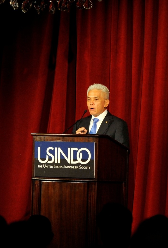 Hatta Pede RI Bisa Produksi Massal Mobil Listrik di 2017