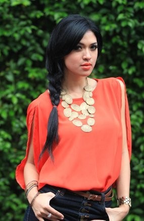 Delia Septianti Kembali dengan Citra Baru