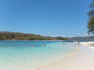 Makin Cinta dengan Pasangan di 4 Tempat Liburan Ini