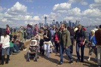 3 Juta pengunjung datang ke kawasan Patung Liberty dan Ellis Island setiap tahunnya. (Indra/detikTravel)