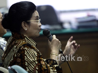 Siti Fadilah Supari Bersaksi untuk Rustam