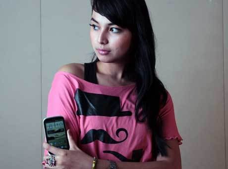 Si Gesit Irit HTC Desire X