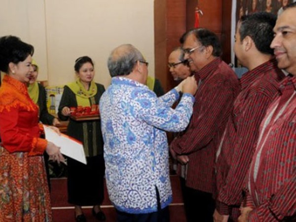 Penghargaan Pendonor Darah 75 Kali