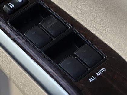 Power Window Bermasalah Toyota Tarik 7,43 Juta Mobil