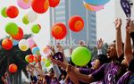 Balon Warna-warni Ramaikan Hari Kesehatan Jiwa