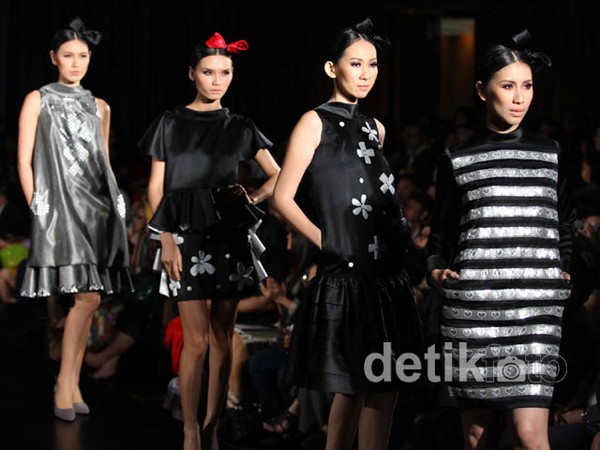 Peragaan Busana Trend IPMI 2013