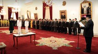 Presiden SBY melantik langsung gubernur dan wakil gubernur Yogyakarta hasil penetapan ini. Pelantikan digelar di Gedung Agung, Jl Malioboro, Yogyakarta, Rabu (10/9/2012). Cahyo/Setpres.