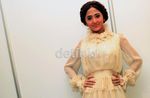Rambut Dewi Yunani ala Dewi Persik