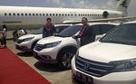 Honda CR-V Bersanding dengan Pesawat di Ngurah Rai