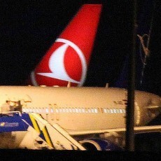 Selundupkan Peralatan Militer, Pesawat Suriah Dipaksa Mendarat di Turki