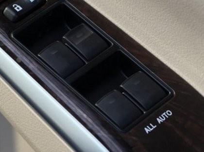 Proses Pemeriksaan Mobil Toyota Maksimal Sejam