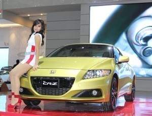 Kenapa Honda CR-Z Laku?