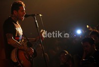 Selain di Jakarta, MxPx juga bakal menghibur penggemarnya di beberapa kota lain. Semalam,  MXPX tampil membawakan 15 lagu dengan penuh kekuatan.