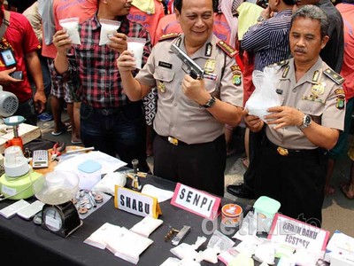 Polisi Sita Sabu dari Pabrik Narkoba Rumahan