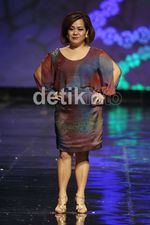 Aksi Para Istri Dubes di Atas Cat Walk