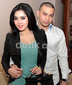 Putus dengan Bubu, Syahrini Menangis karena Sedih