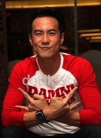 Tidak hanya kaos saja, hoodie, dress, tas, sampai ikat pinggang juga ada di DAMN! I Love Indonesia. Gus Mun/detikHOT.