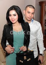 Mengenang Kemesraan Syahrini & Bubu
