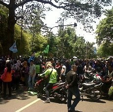 Buruh Bubar Usai Sekda dan Ketua Komisi D Turun Tangan