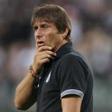 Conte Ditunggu Sanksi Lagi