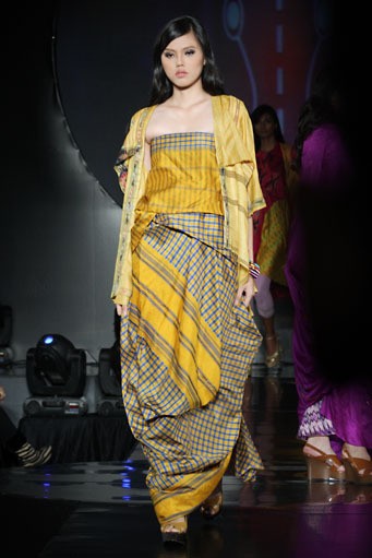 Carmanita IPMI Trend Show 2013 at Energi Building. Kawasan SCBD Sudirman. Jakarta. [Foto: Mohammad Abduh/Wolipop]