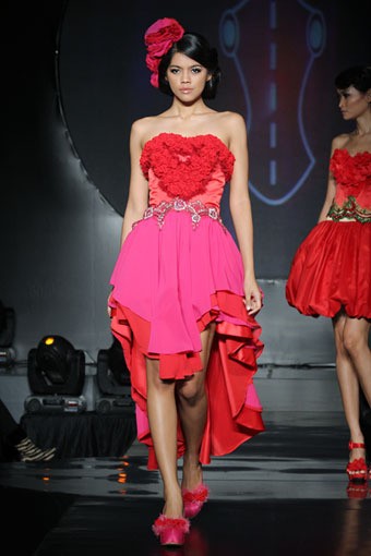 Valentino Napitupulu Adrenaline Flower. IPMI Trend Show 2013 at Energi Building. Kawasan SCBD Sudirman. Jakarta. [Foto: Mohammad Abduh/Wolipop]