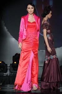 Valentino Napitupulu Adrenaline Flower. IPMI Trend Show 2013 at Energi Building. Kawasan SCBD Sudirman. Jakarta. [Foto: Mohammad Abduh/Wolipop]